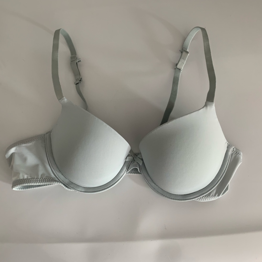 34A NWOT Auden Bra